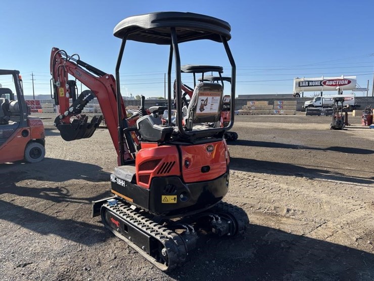 2026-tpm-18hh-hydraulic-excavator-image-4