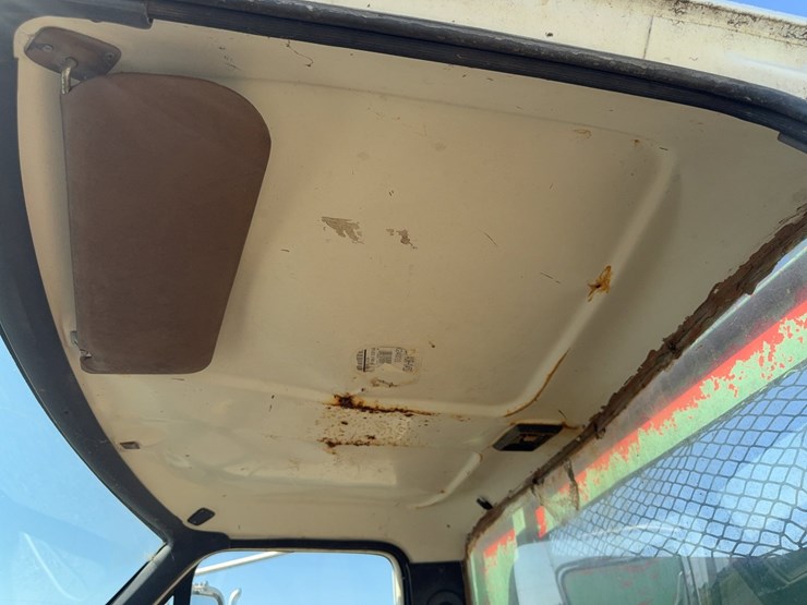 1989-ford-f700-image-50