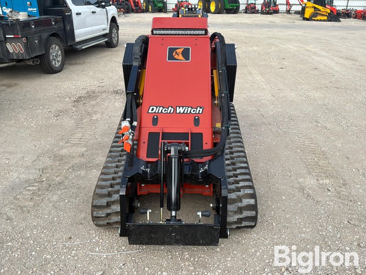 2024-ditch-witch-sk1550-image-2
