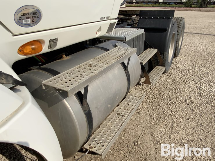 2011-international-prostar-image-10