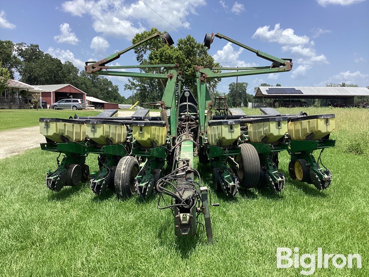 john-deere-1760-image-2