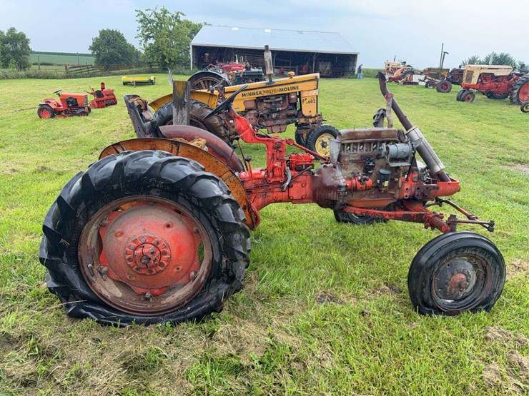 case-parts-tractor-image-4