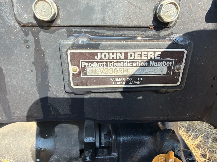 john-deere-2035-image-19