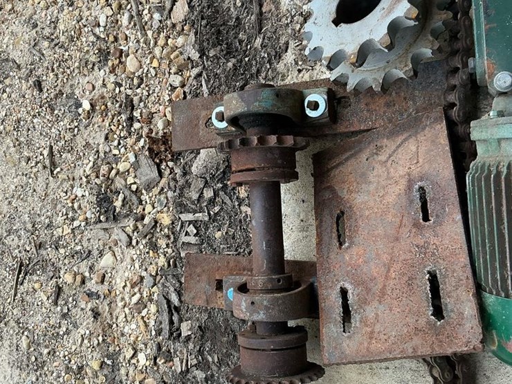#161-•-speed-reducer-and-parts-image-9