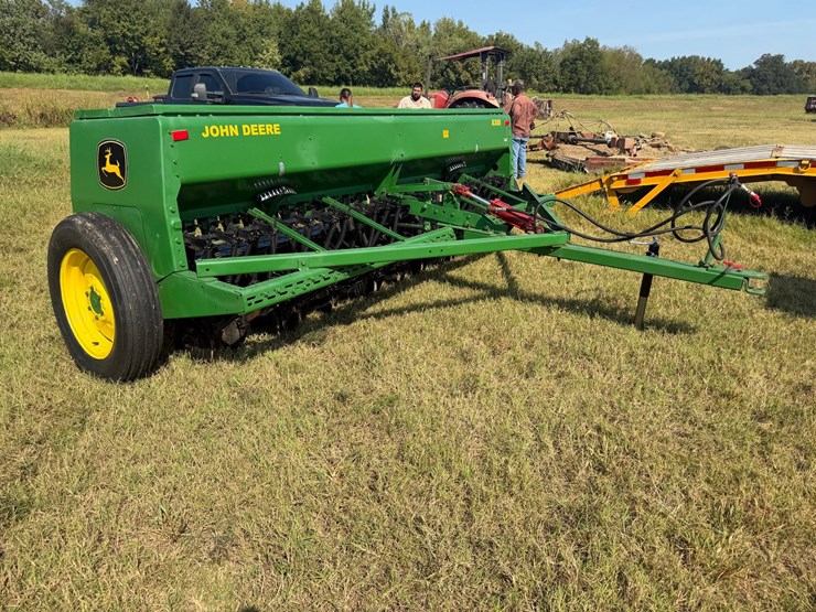 john-deere-8000-image-2