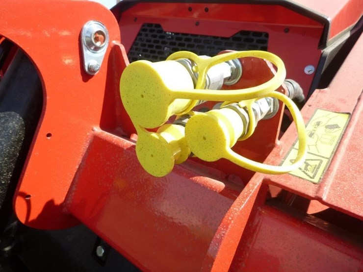 sdlool-1050k-skid-steer-track-loader-image-10