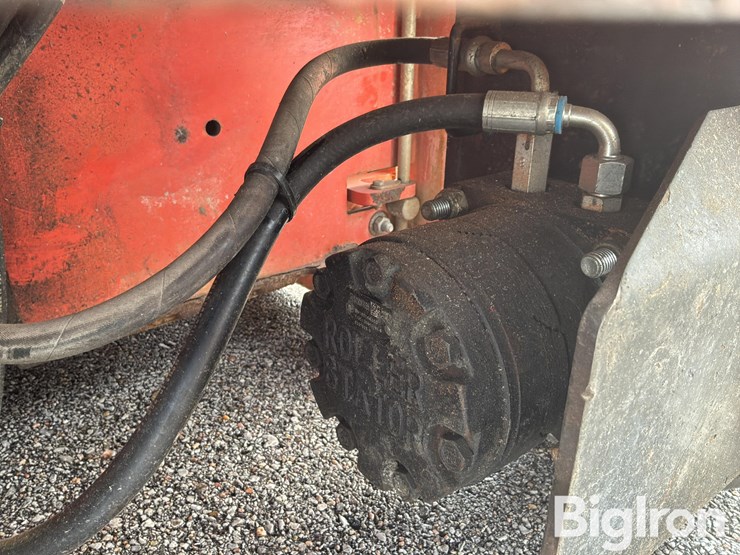 2015-massey-ferguson-730-image-17