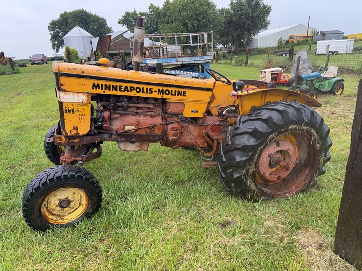 minneapolis-moline-m602-image-2