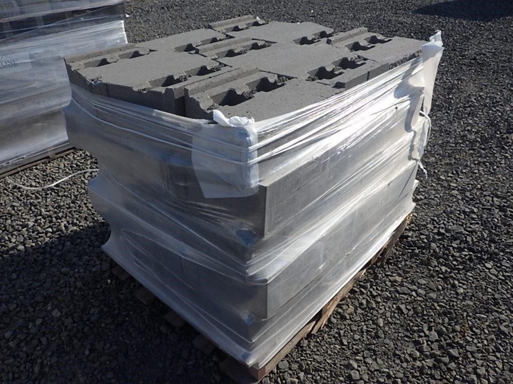 retaining-wall-6"-h-x-12"-d-x-17"-w-image-2
