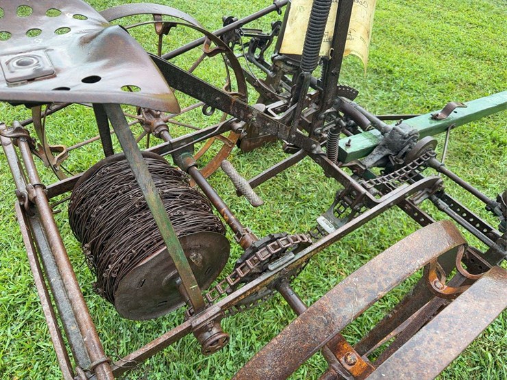 john-deere-two-row-planter-image-20