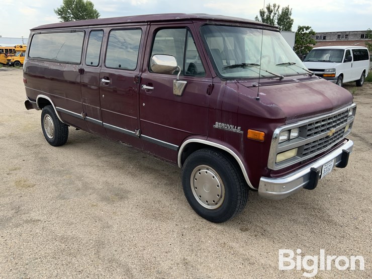 1995-chevrolet-g30-image-3