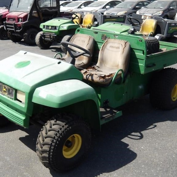2021 JOHN DEERE GATOR