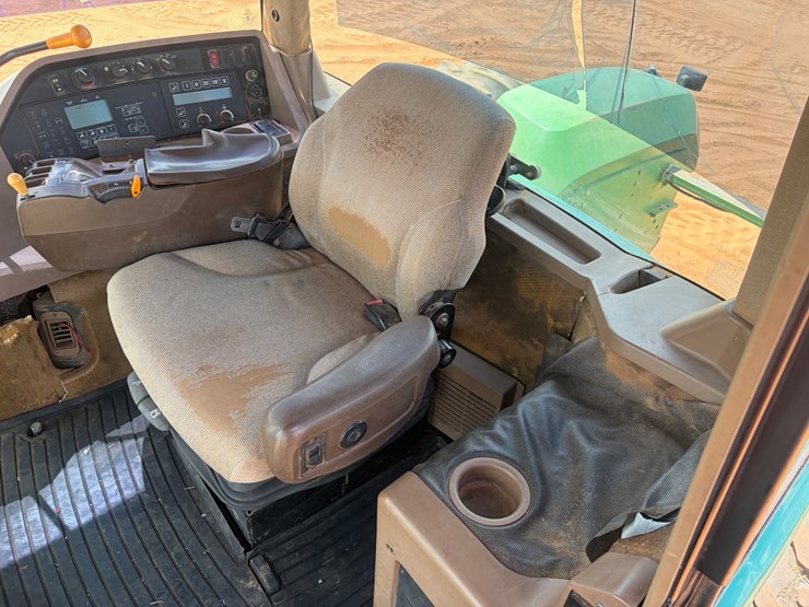 2000-john-deere-9300-image-25