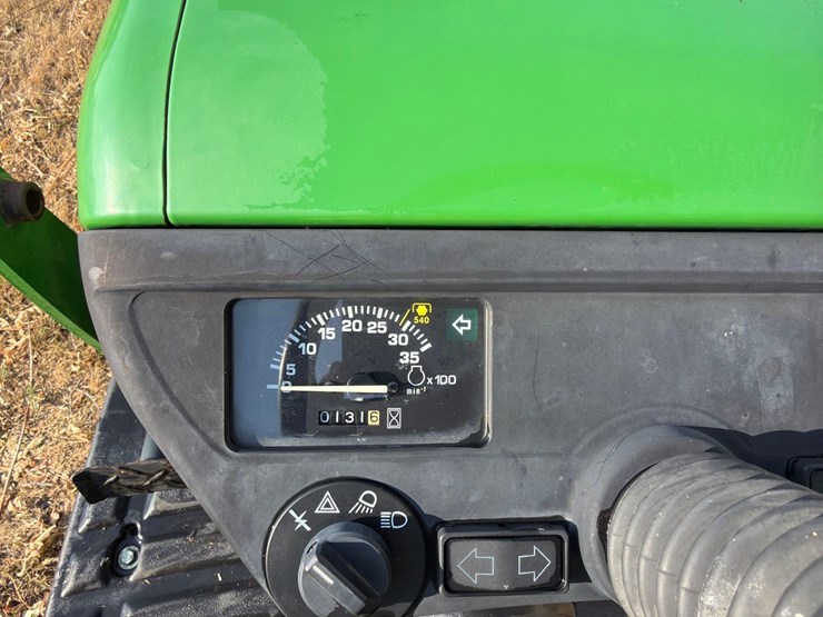 john-deere-2035-image-9