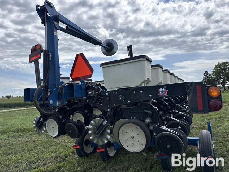 kinze-3500-image-17
