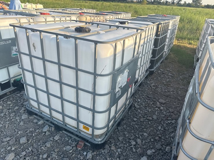 #50000-•-lot-of-(5)-poly-tanks-w/-cage-inv#50000-image-1