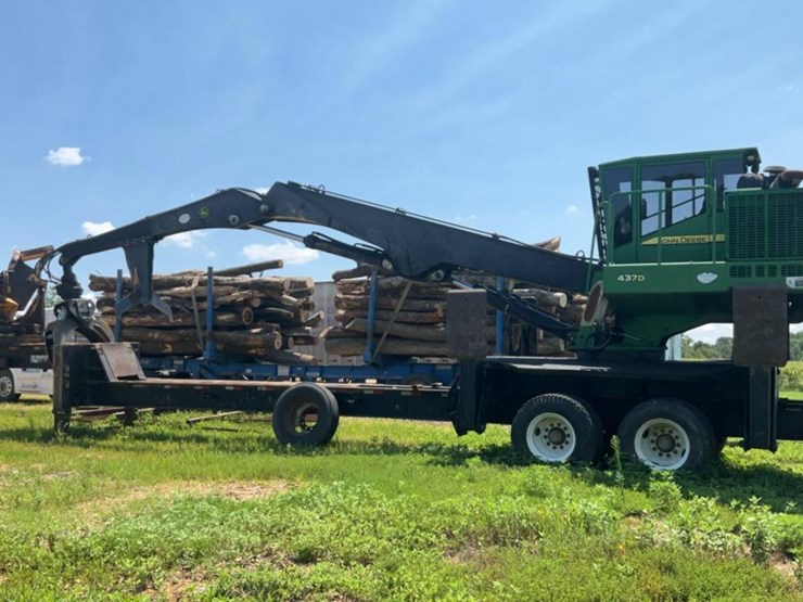 2013-deere-437d-image-1