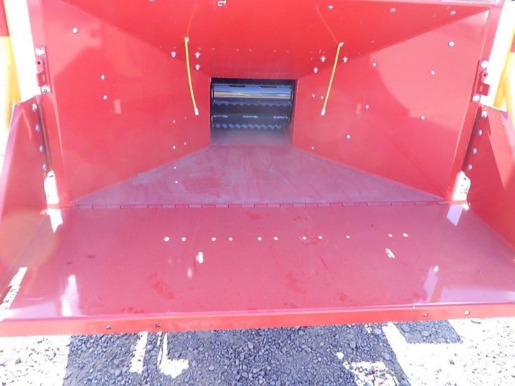 2025-morbark-bvr10-s/a-towable-wood-chipper-image-20