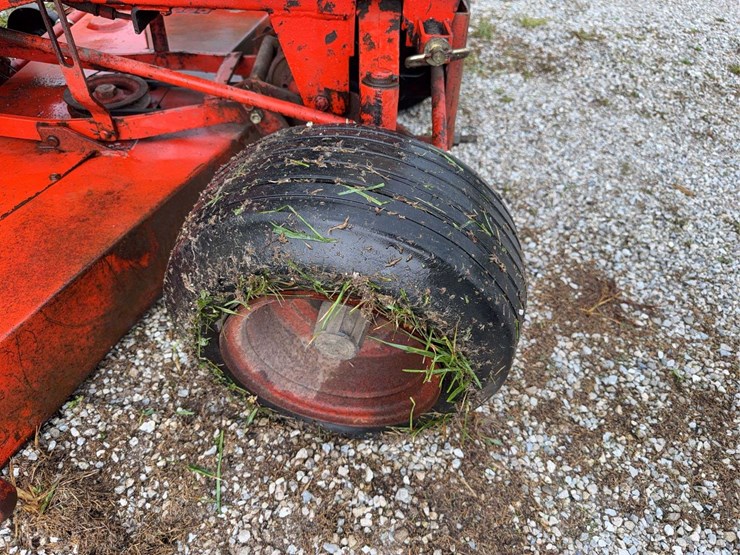 case-446-garden-tractor-image-8