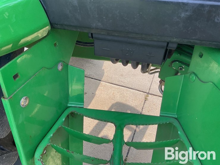 2009-john-deere-6430-image-12