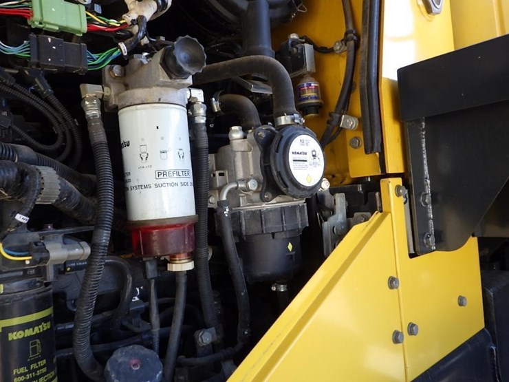 2018-komatsu-wa320-8-image-15