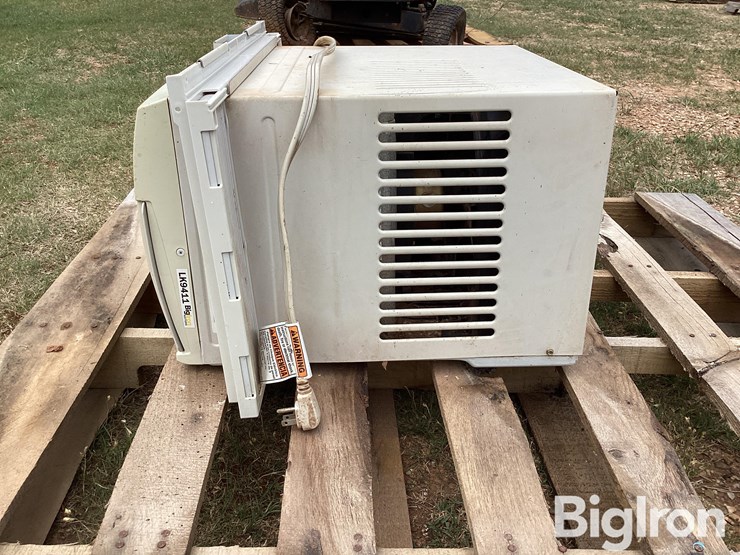 whirlpool-acq082xp0-air-conditioning-window-unit-image-8