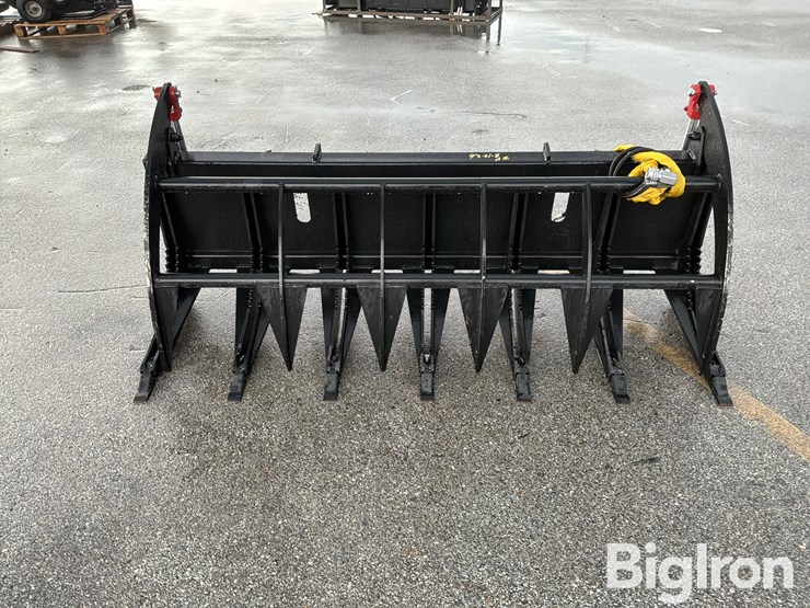 2025-massey-ferguson-730-image-2