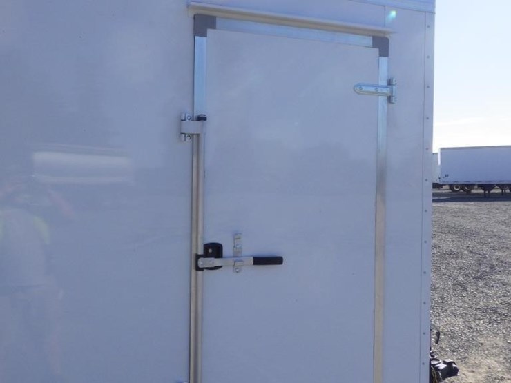2027-royal-lcht35-7.518v-86-t/a-enclosed-trailer-image-21
