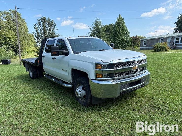 2019-chevrolet-silverado-3500-image-3