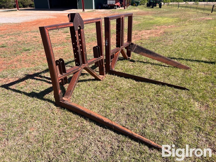 3-pt-bale-forks-image-3