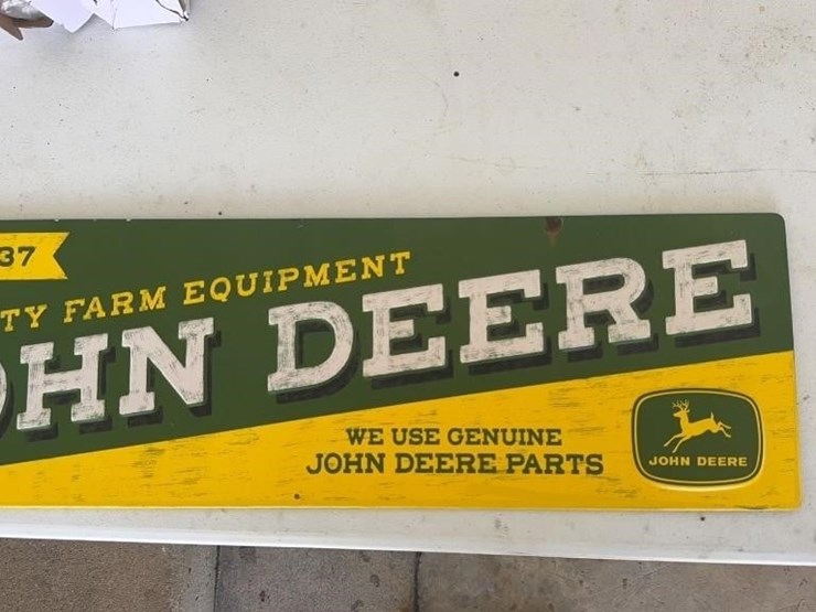 john-deere-tin-sign-image-1