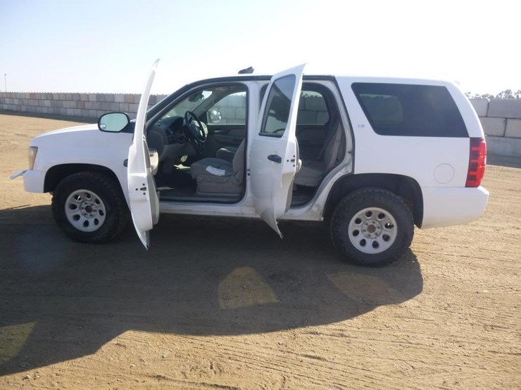 2009-chevrolet-tahoe-image-6