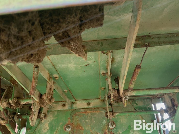 1951-john-deere-55-image-13