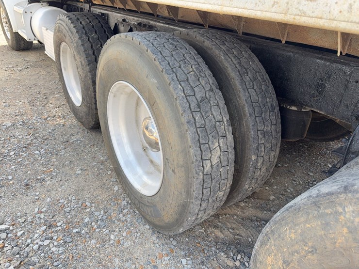 1996-peterbilt-357-image-20