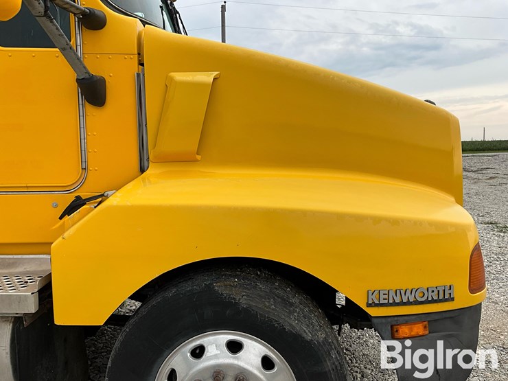 2003-kenworth-t600-image-20