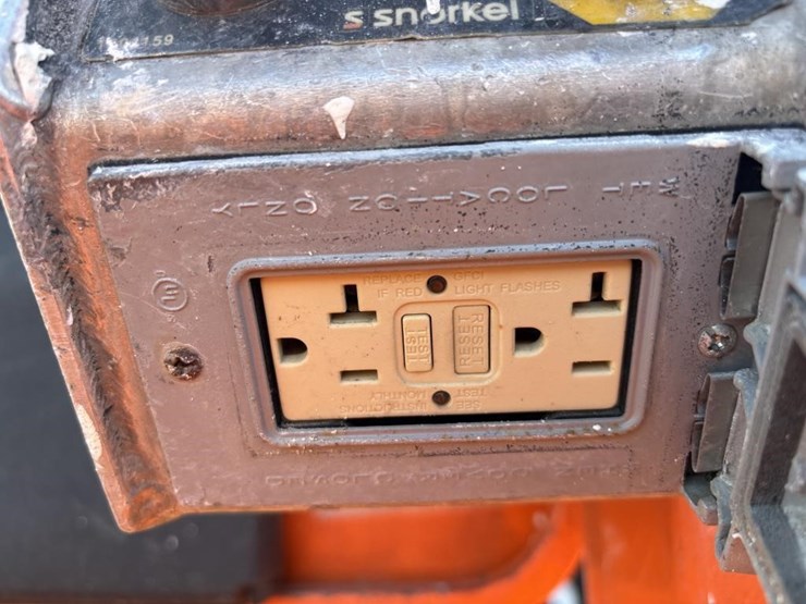 2018-snorkel-s3219e-image-9