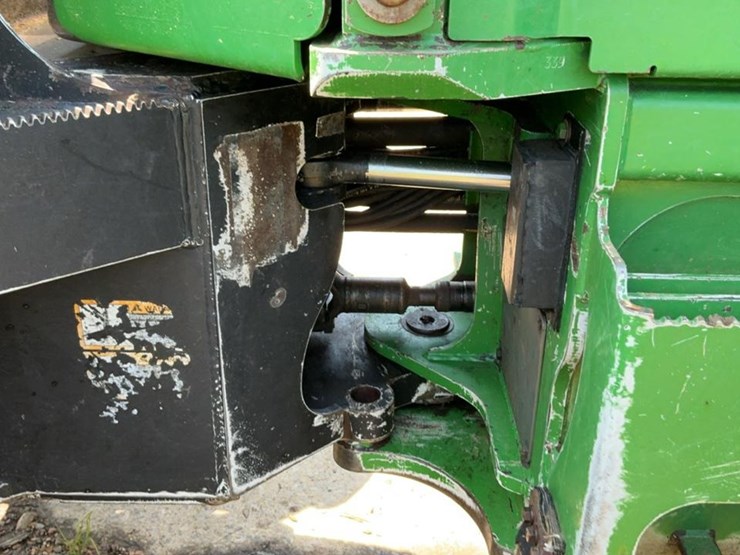 2013-deere-843k-image-30
