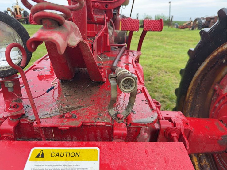farmall-m-image-38