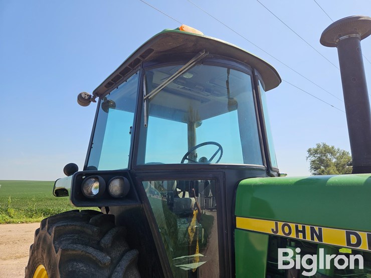 1983-john-deere-4450-image-19