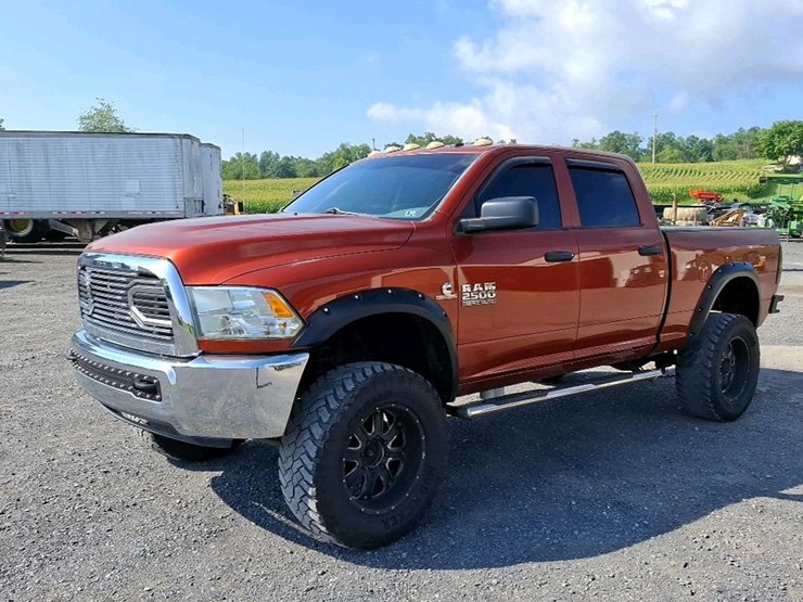 2013-dodge-2500-image-27