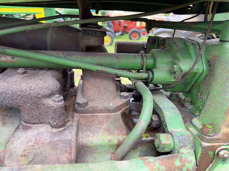 john-deere-b-image-45