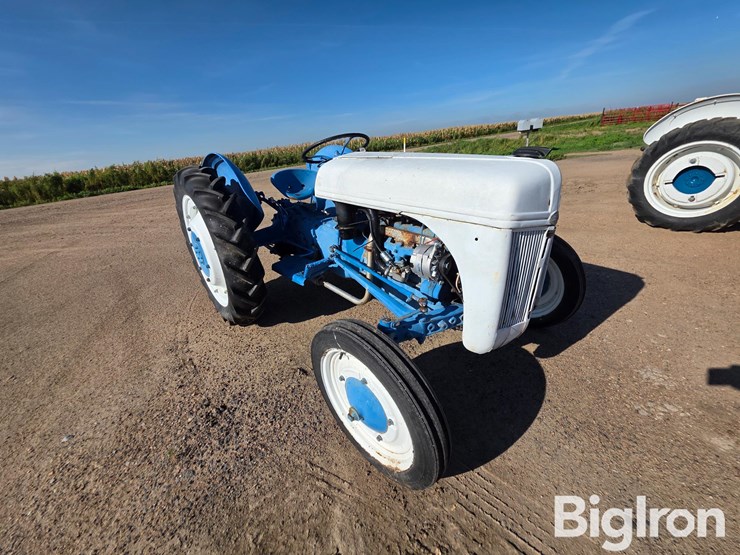 ford-8n-image-3
