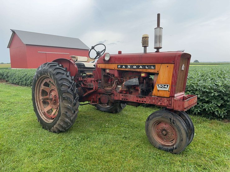 farmall-504-image-6