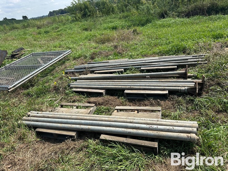 chain-link-fence-steel-posts-image-2
