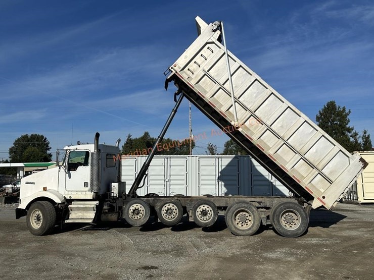 2000-kenworth-t800-image-28