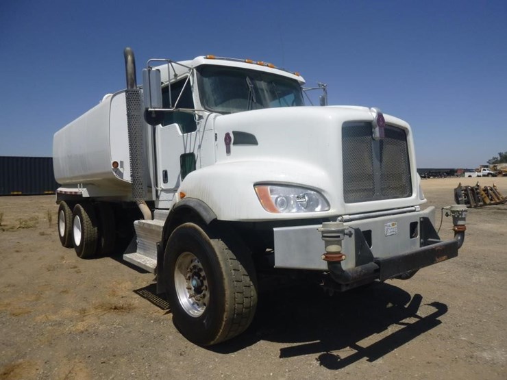 2011-kenworth-t400-image-4
