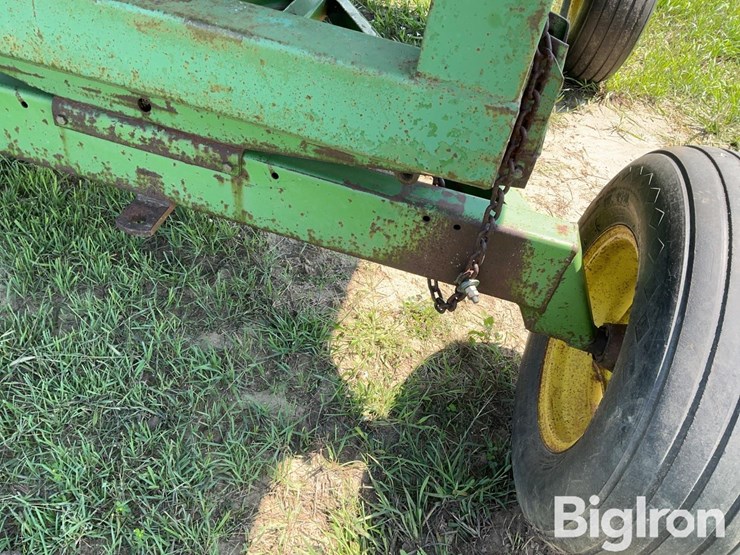 john-deere-1065-image-18