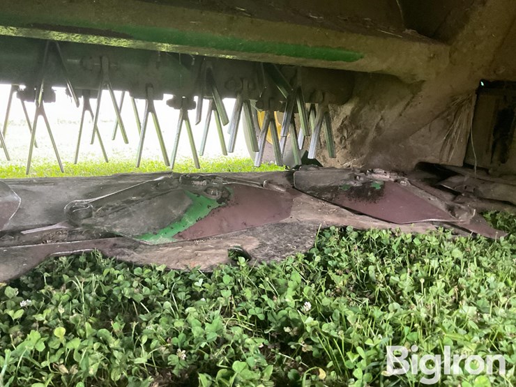 john-deere-630-image-19