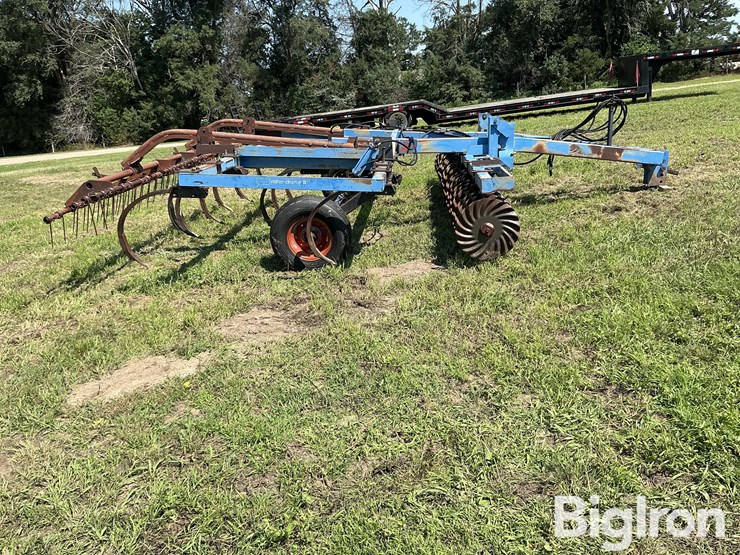 dmi-colter-champ-ii-chisel-plow-image-4