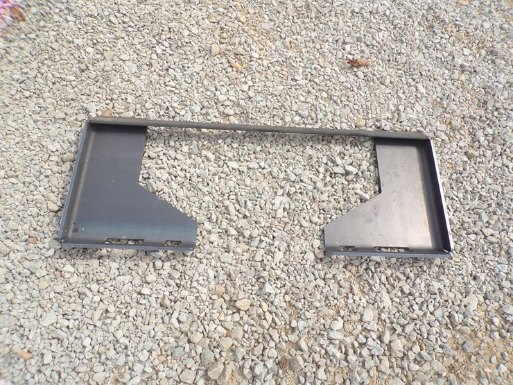 #2464-•-quick-tach-cut-out-mount-plate-image-1